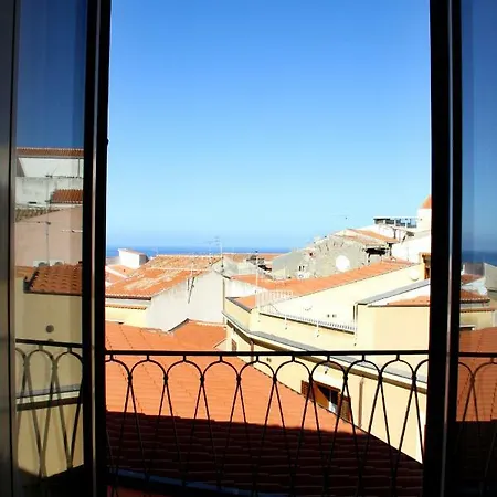 Apartament Three Bedrooms With Large Terrace Overlooking Rooftops Of Old Town *